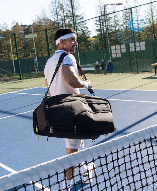 How To Choose The Best Tennis Bag for Men - Tennis C Williams